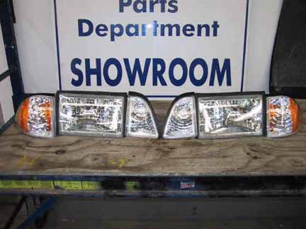 Mustang Parts - Head light